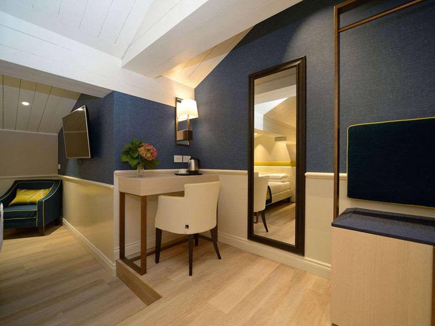 Best-Western-Hotel-Canon-d-Oro-Room-42