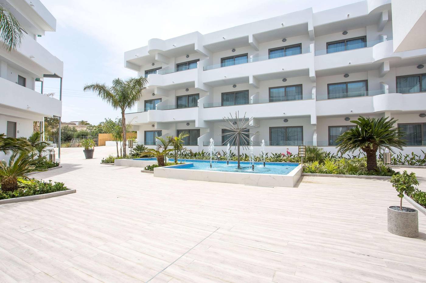 Venezia-Resort-Hotel-General-view-8