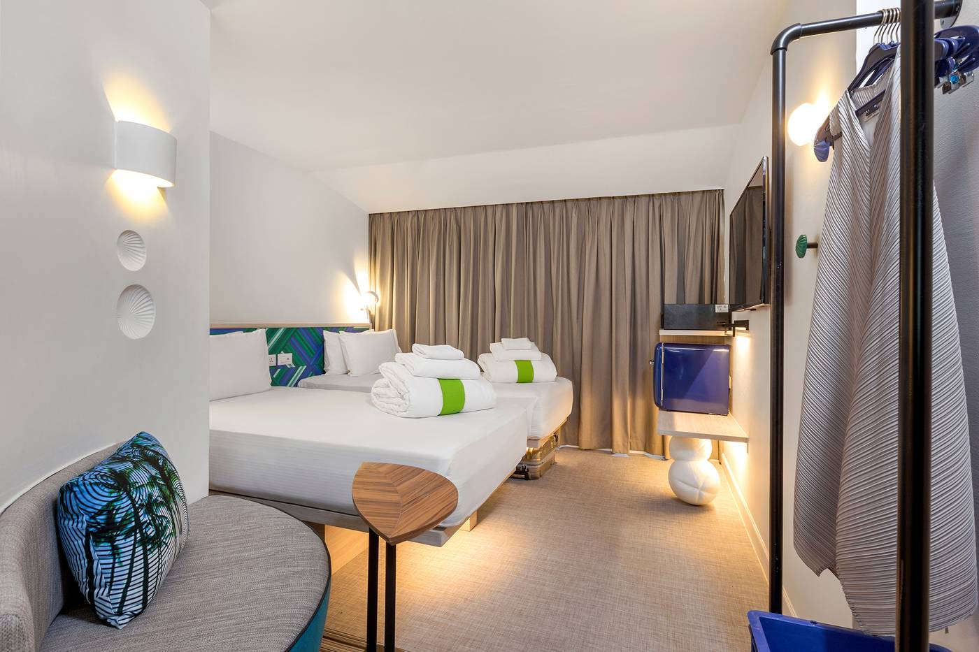 Cosi-Samui-Chaweng-Beach-Room-22