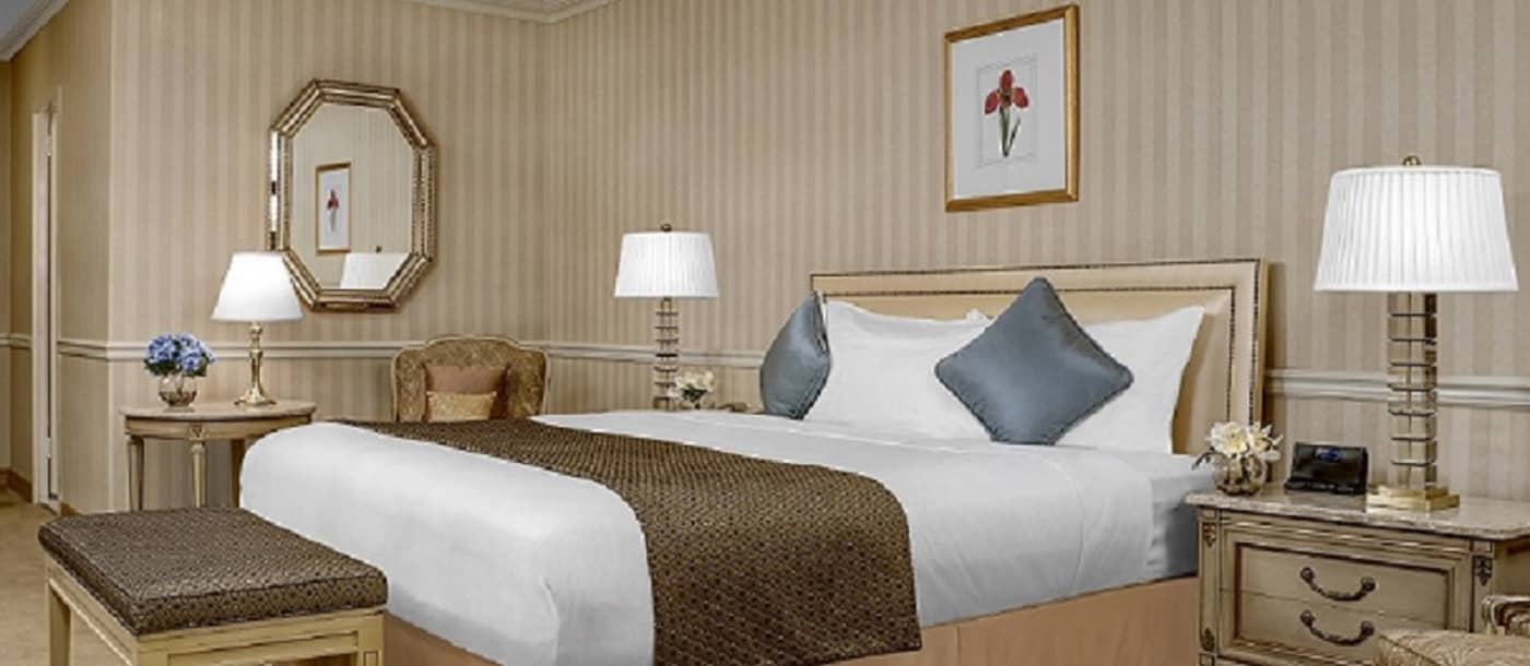 Park-Central-Hotel-New-York-Room-27