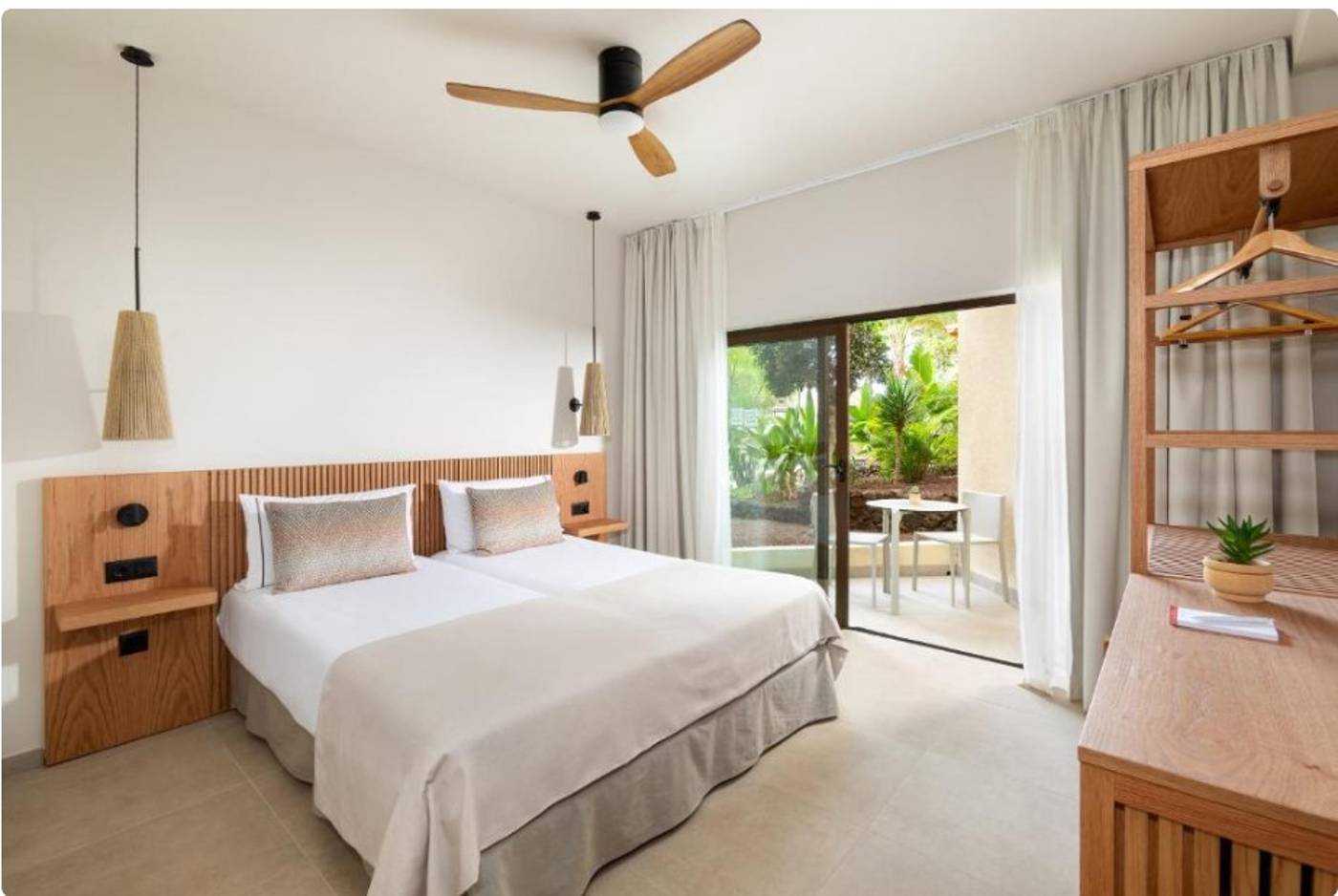 Playa-Sur-Tenerife-Room-13