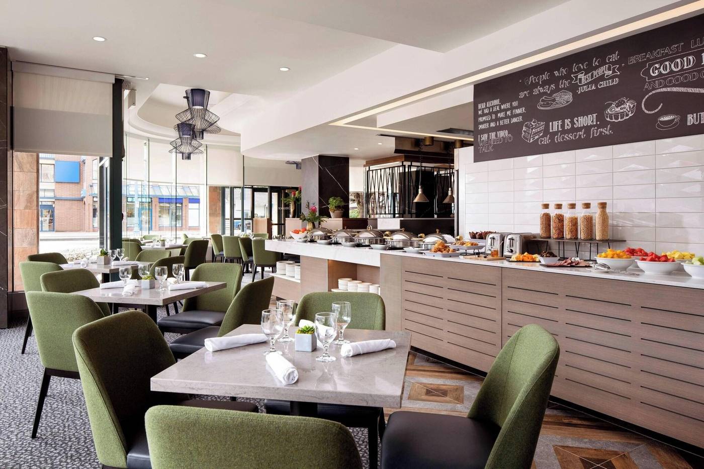 Vancouver-Airport-Marriott-Hotel-Restaurant-39