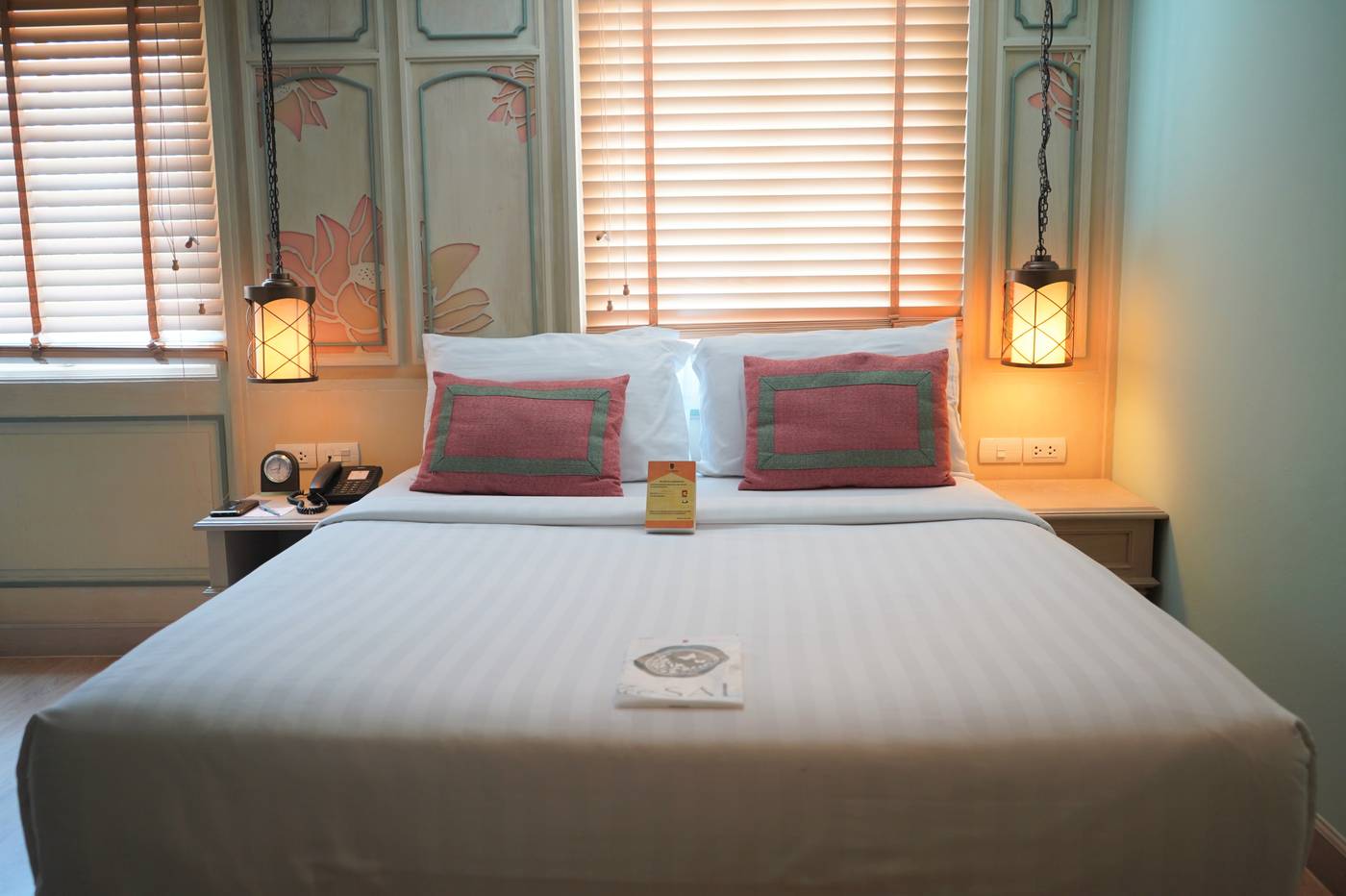 La-Petite-Salil-Sukhumvit-11-Room-12