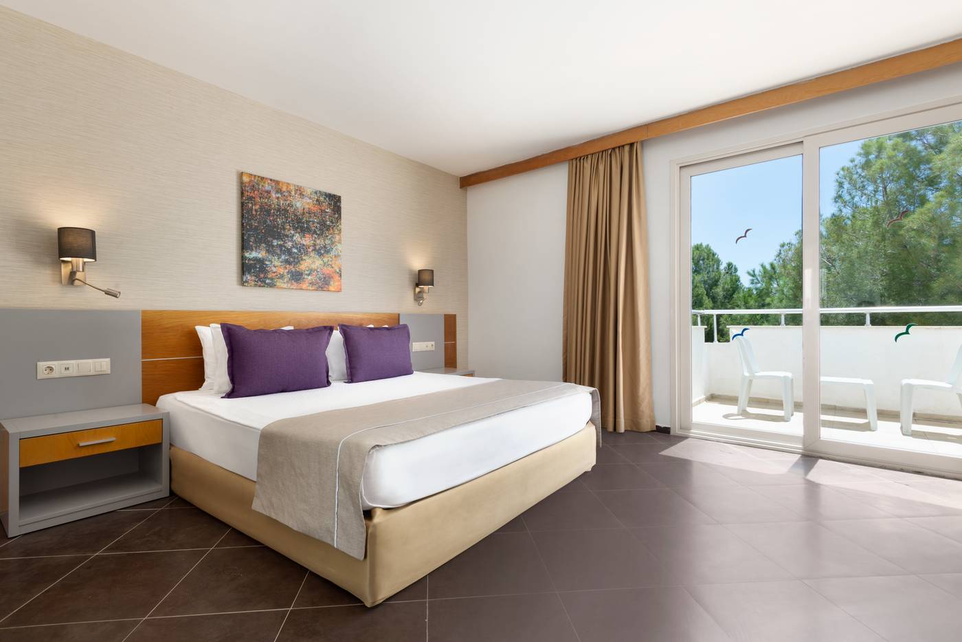 Hotel-Mavi-Kumsal-Room-10