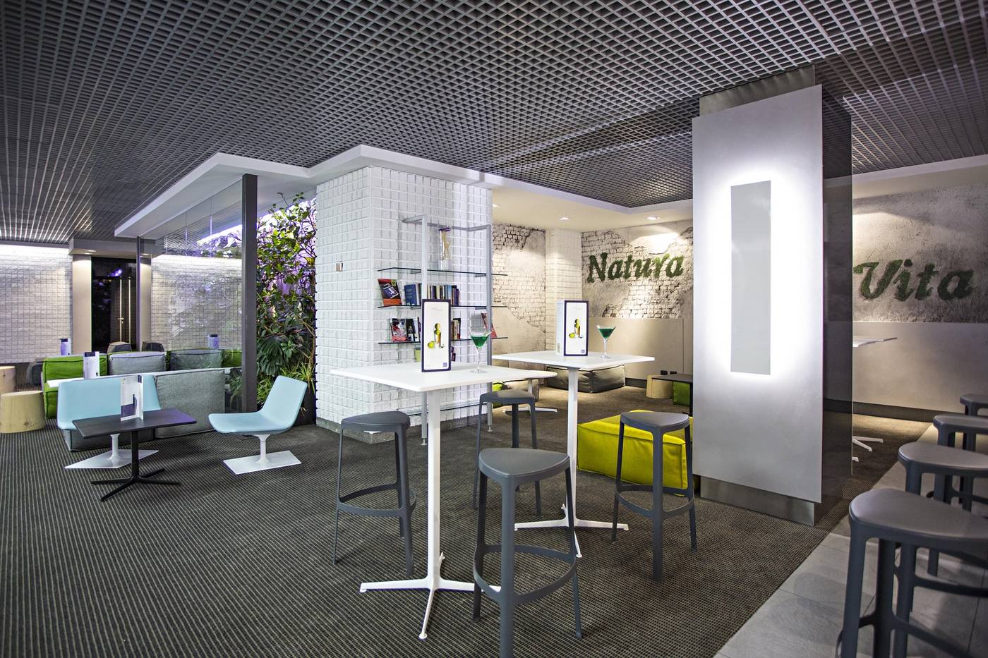 -o-Hostel-Milano-Ca--Granda-Bar-13