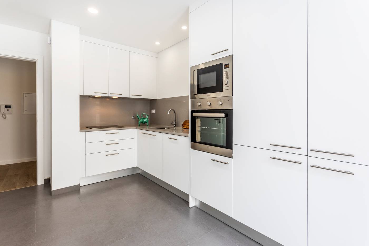 You-and-the-sea-Room-18