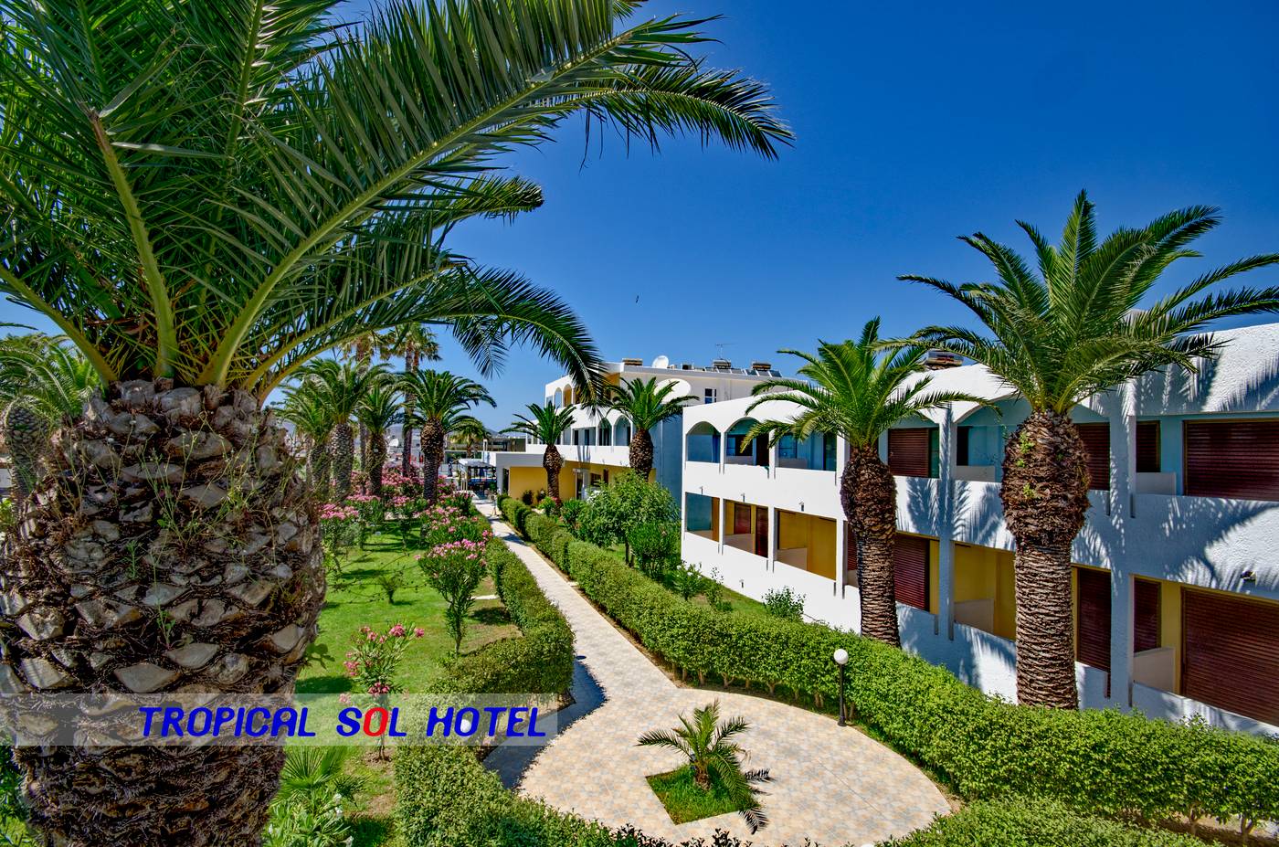 Tropical-Sol-Terrace-10