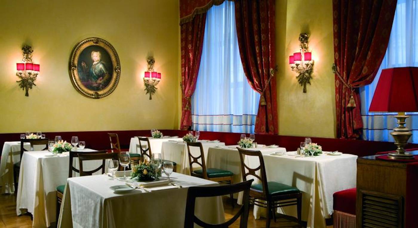 Bettoja-Hotel-Atlantico-Restaurant-37