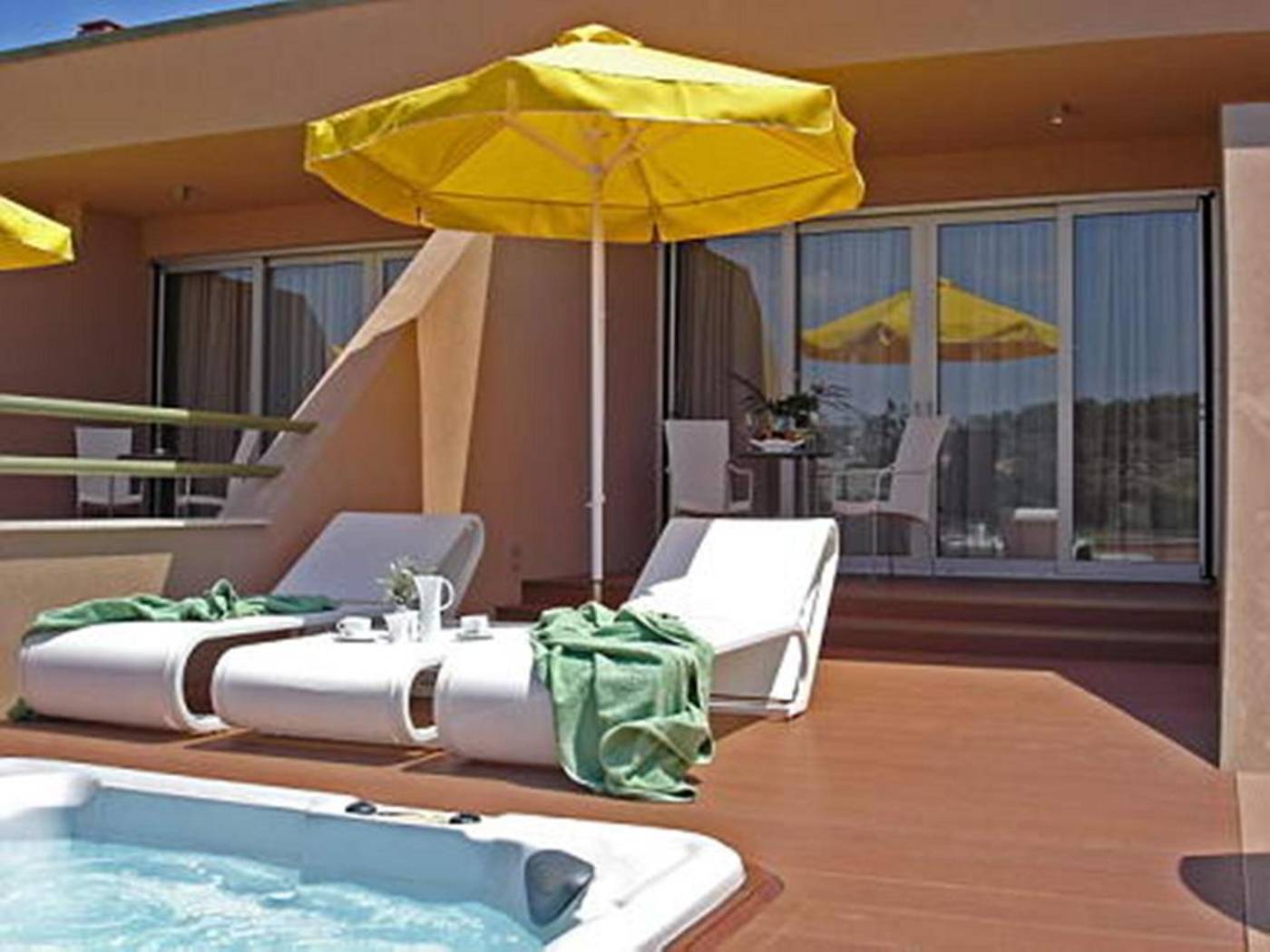 Royal Paradise Beach Resort & Spa