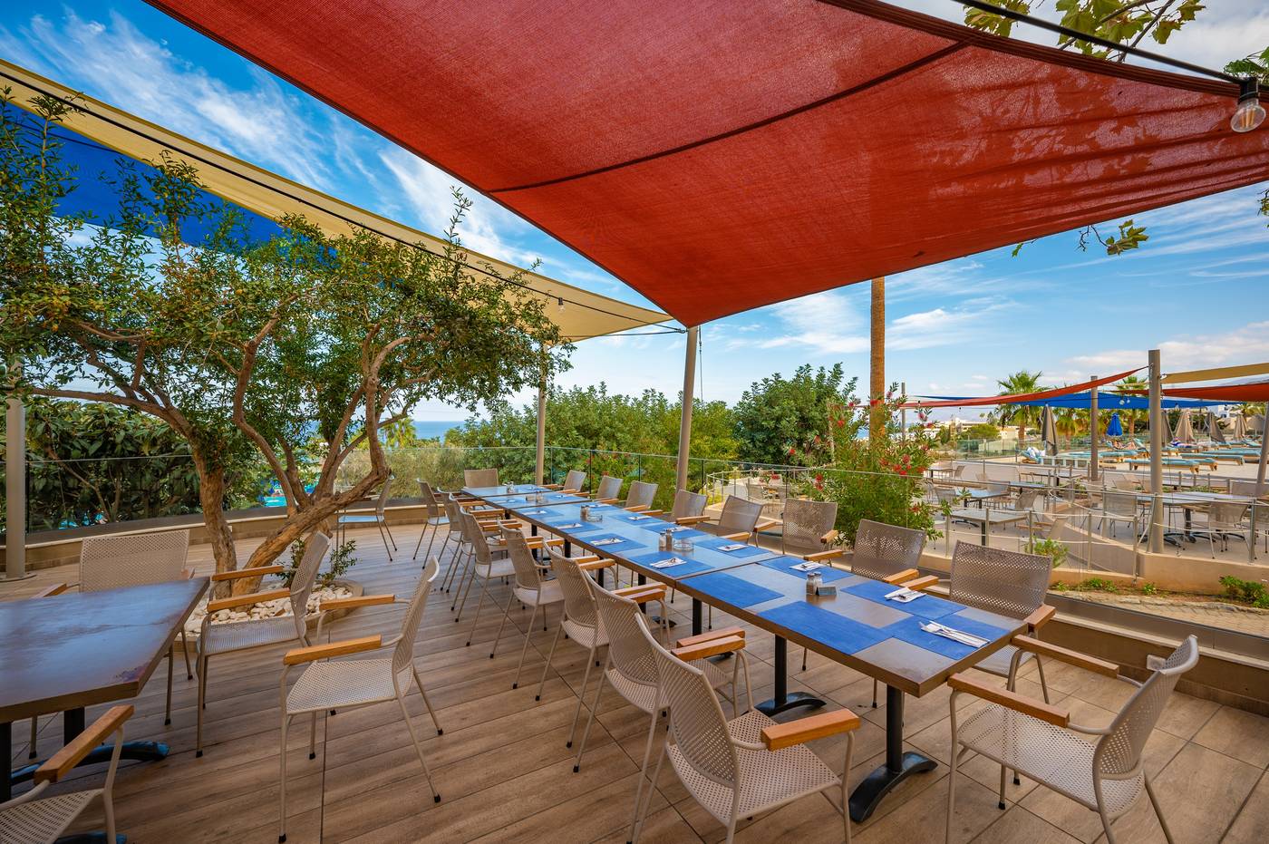 Royal---Imperial-Belvedere-Hotels-Terrace-31