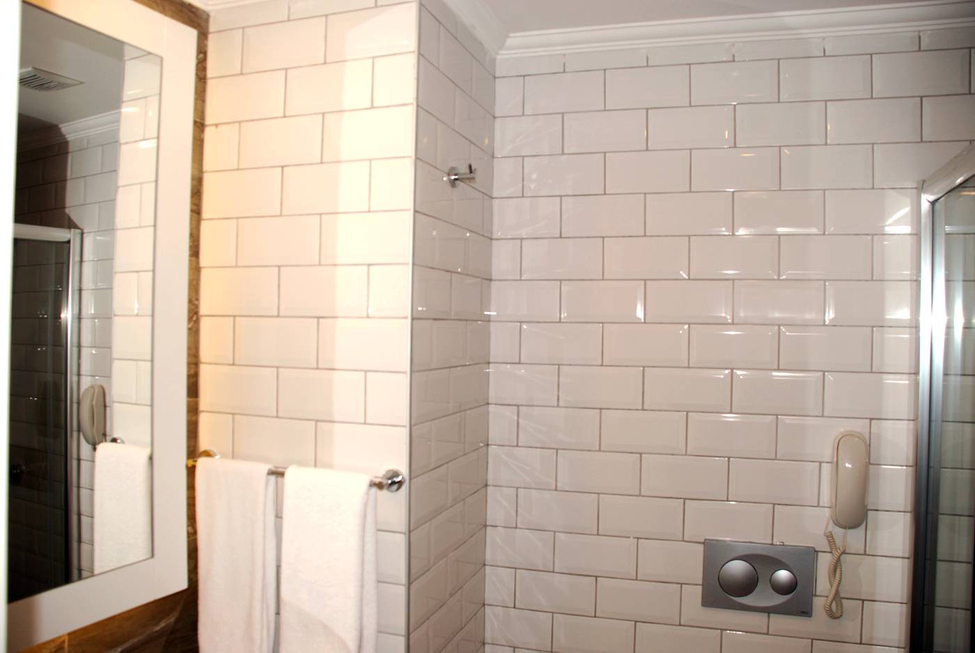 Port-River-Hotel---Spa-Room-37