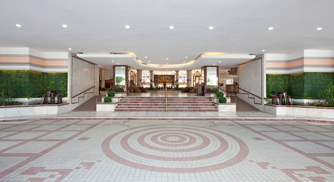 Bayview Beach Resort Penang-Malaysia-Batu Ferringhi-Lobby-9