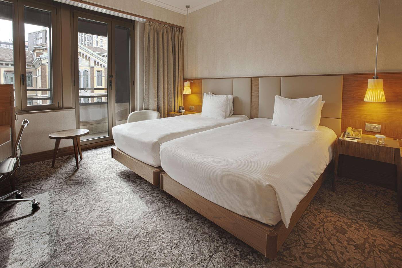 Hilton-Milan-Room-20