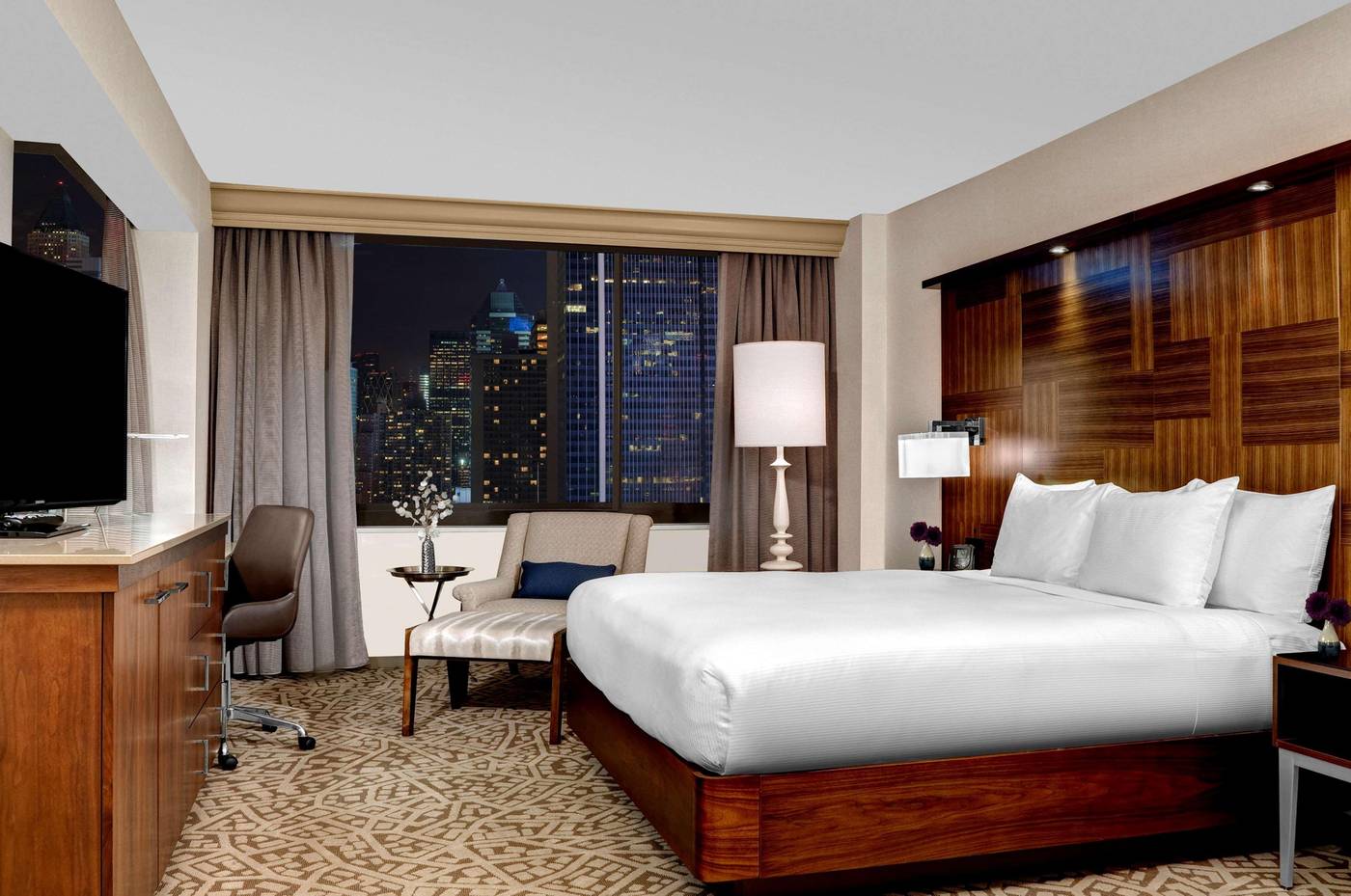 Hilton-New-York-Times-Square-Room-28