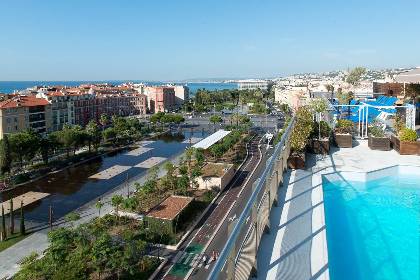 Aston-La-Scala-Pool-3