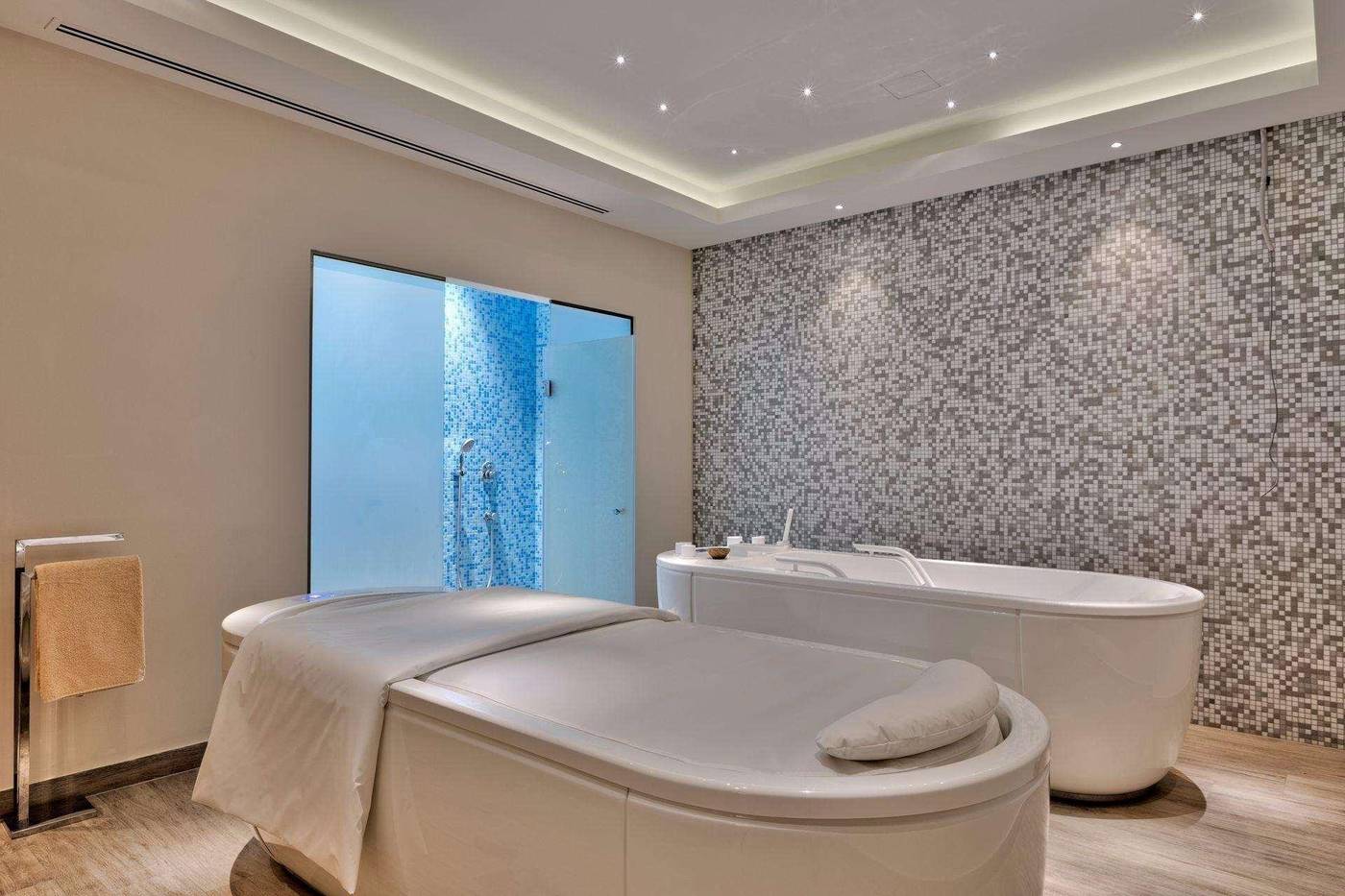 Miraggio-Thermal-Spa-Resort-Sports-and-Entertainment-67