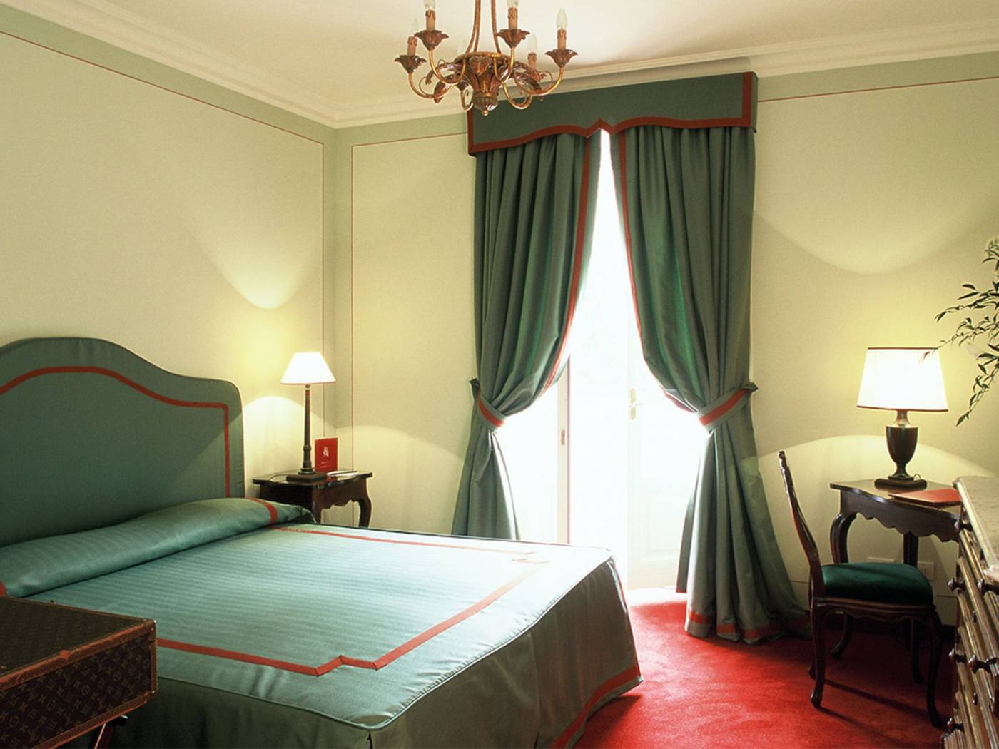 Grand Hotel Majestic-Italy-VERBANIA-PALLANZA-Room-8