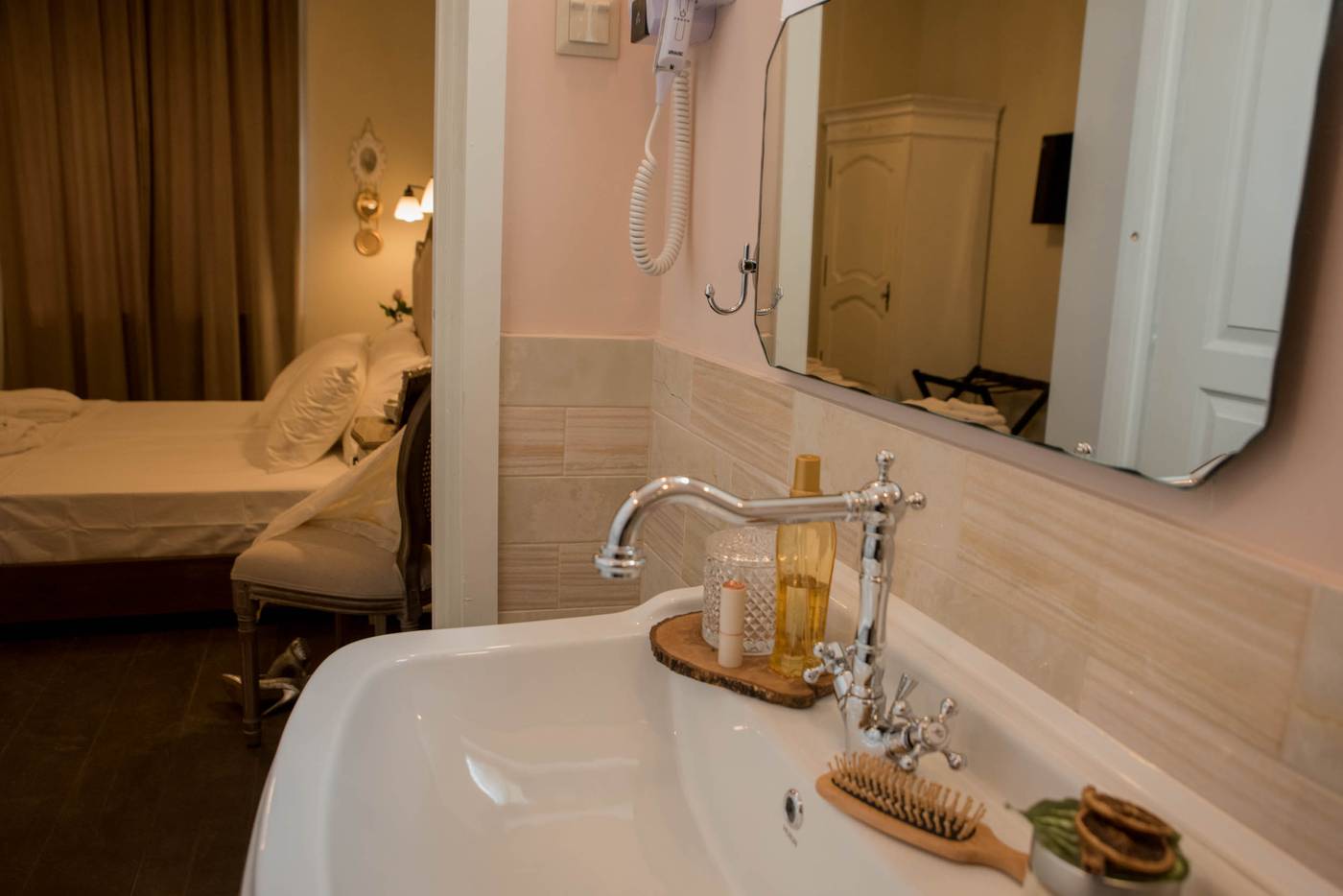 Kyria-Boutique-House-Room-26