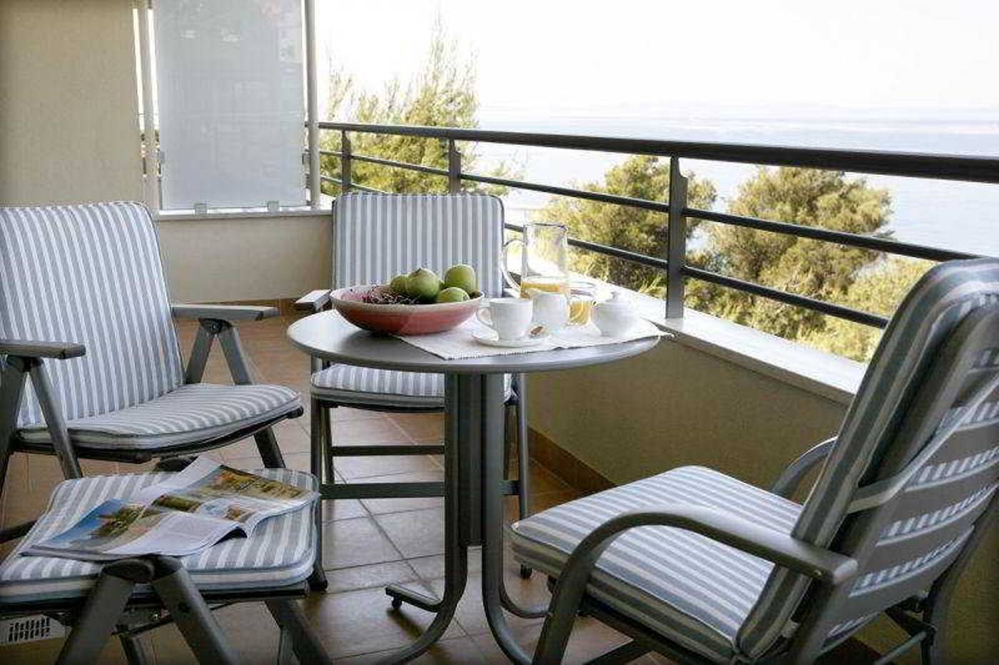 The-Residence-Room-76