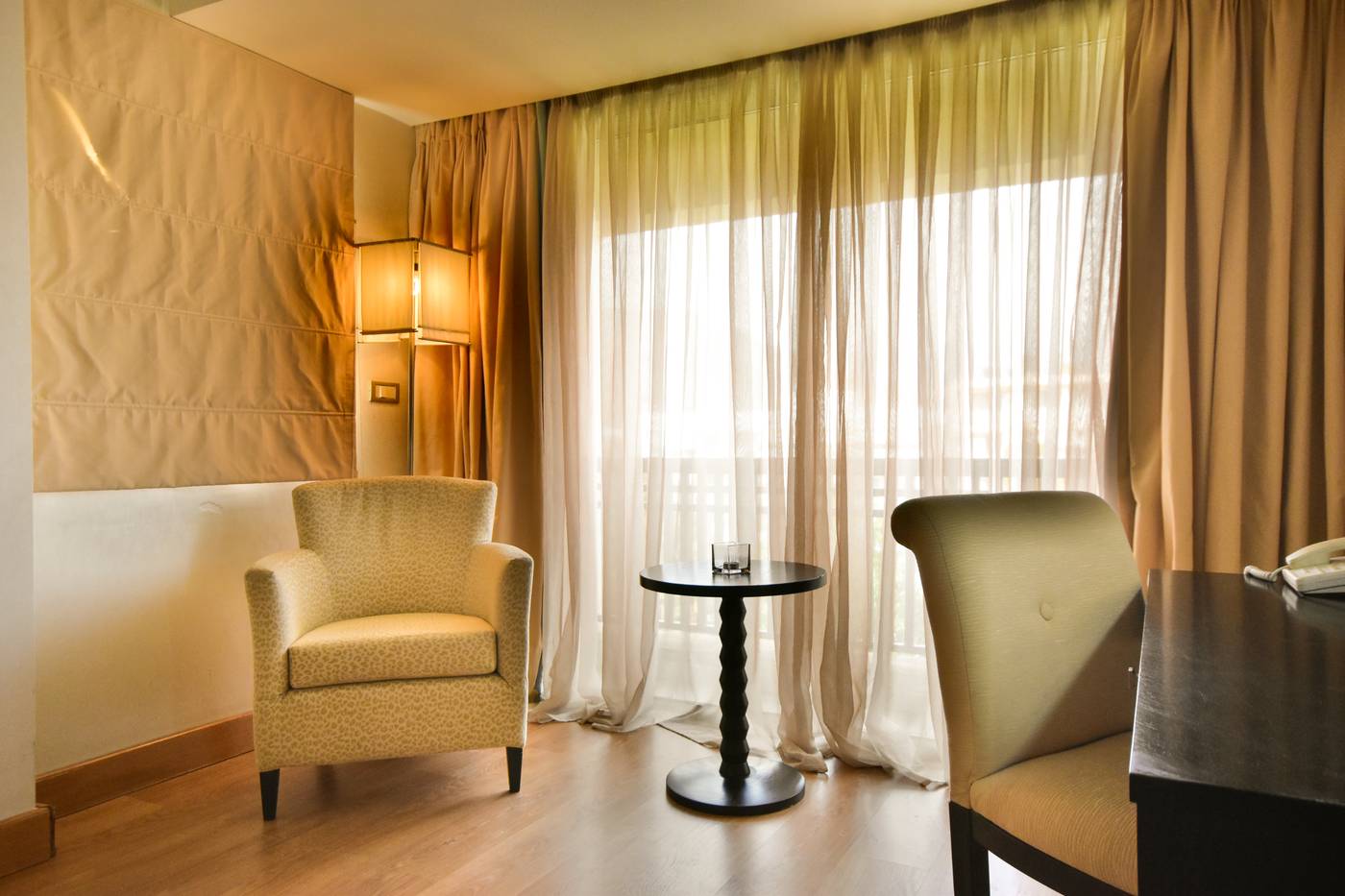 Plaza-Resort-Hotel-Room-28