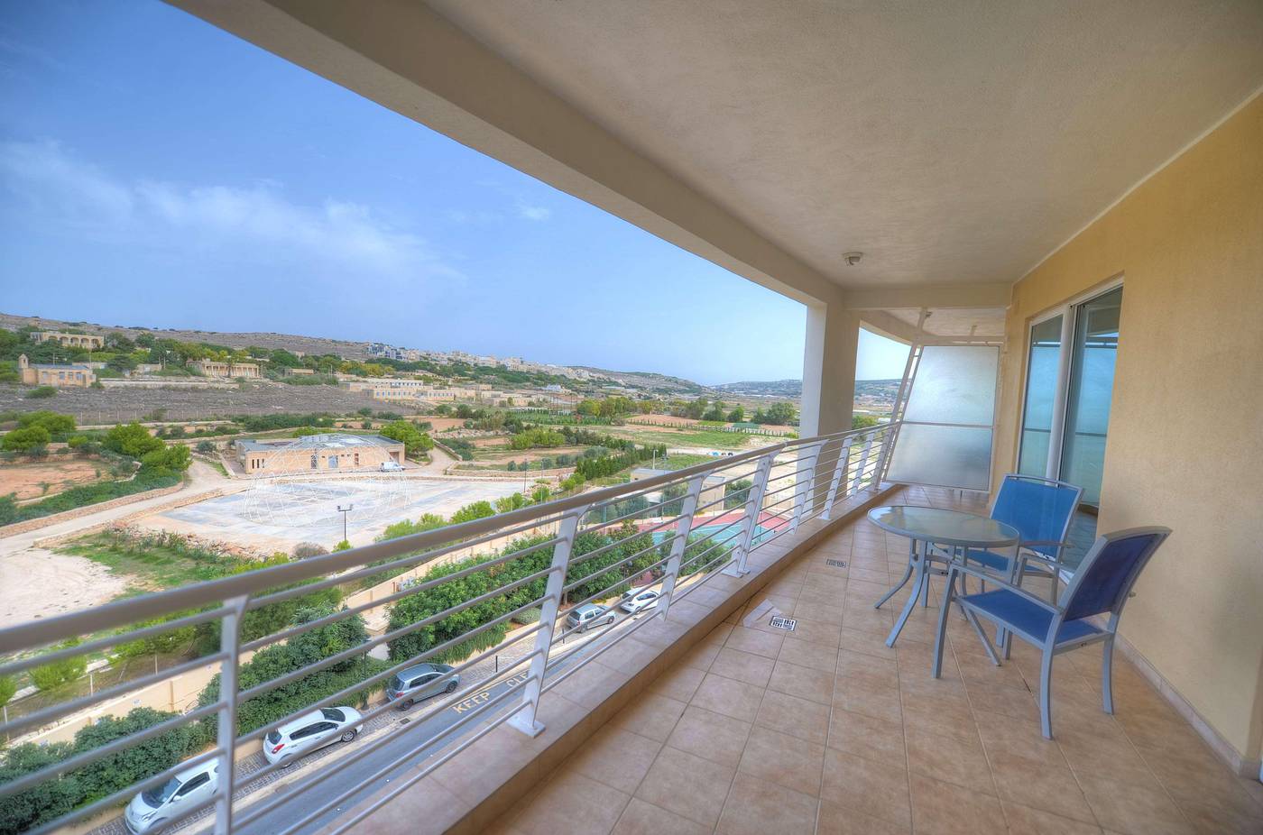 Radisson-Blu-Resort---Spa-Golden-Sands-Room-89