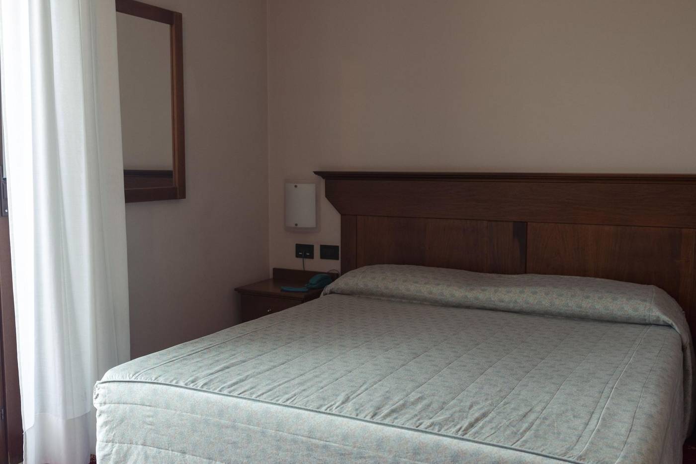 Hotel La Pina-Italy-Rezzato-Room-6