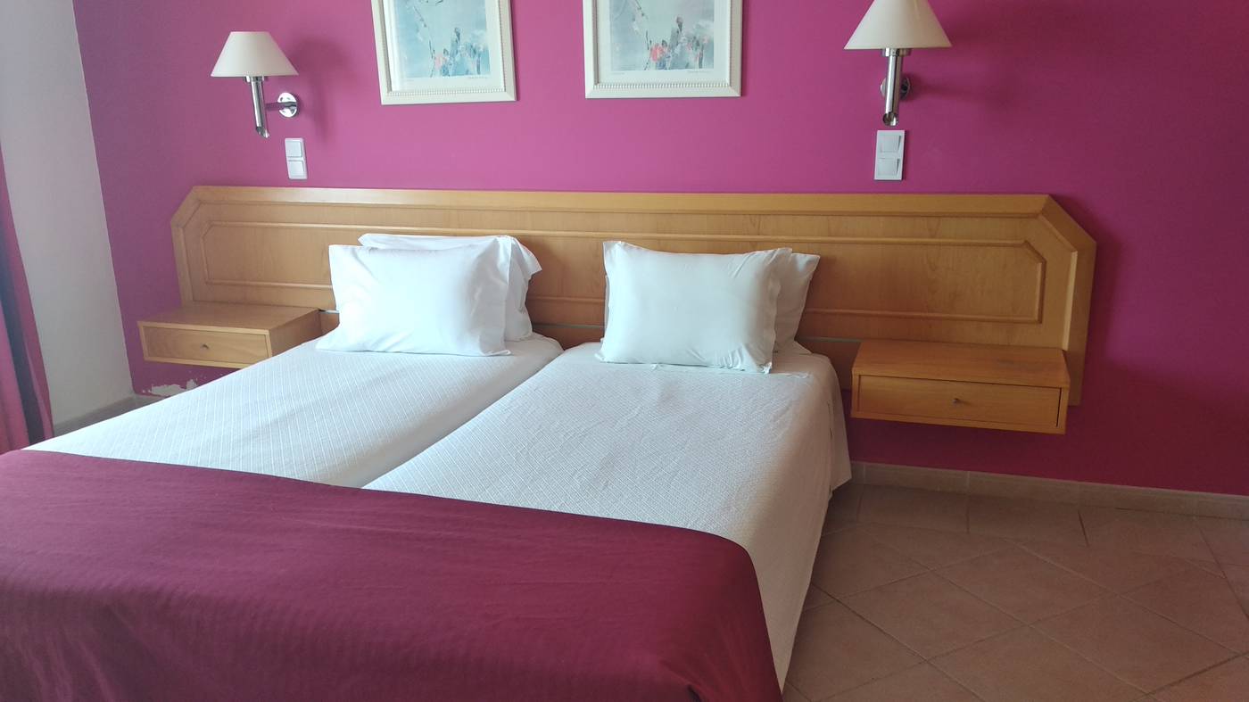 Cheerfulway-Balaia-Plaza-Room-17