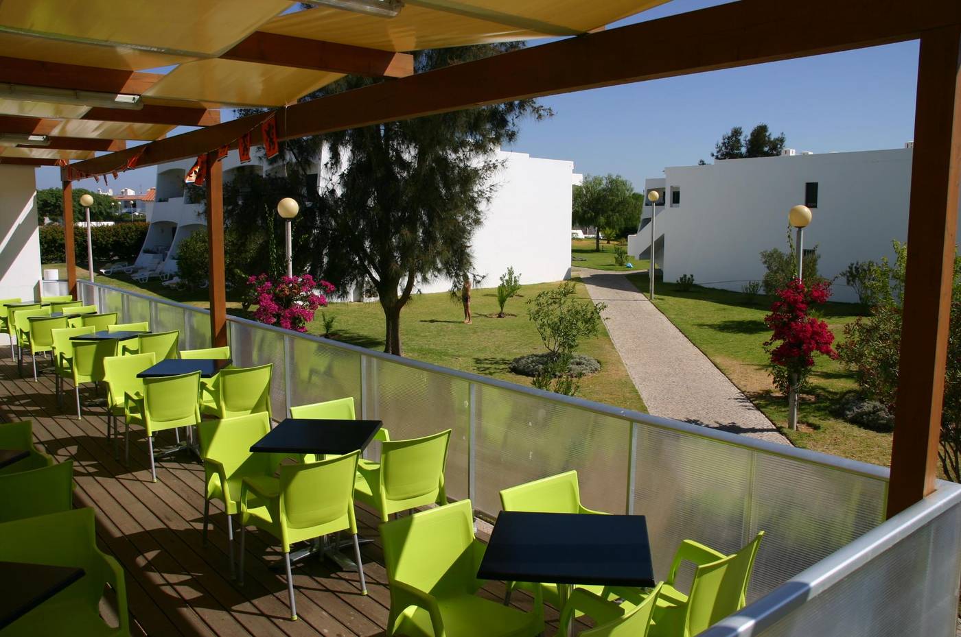 Quinta-Das-Figueirinhas-Terrace-18