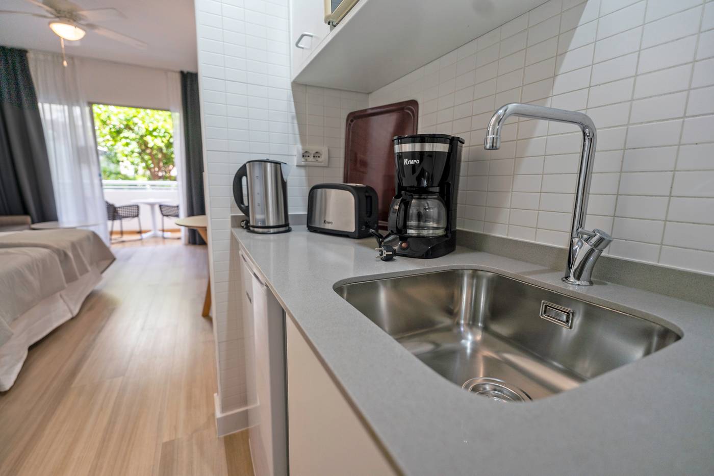 Coral-California-Room-25