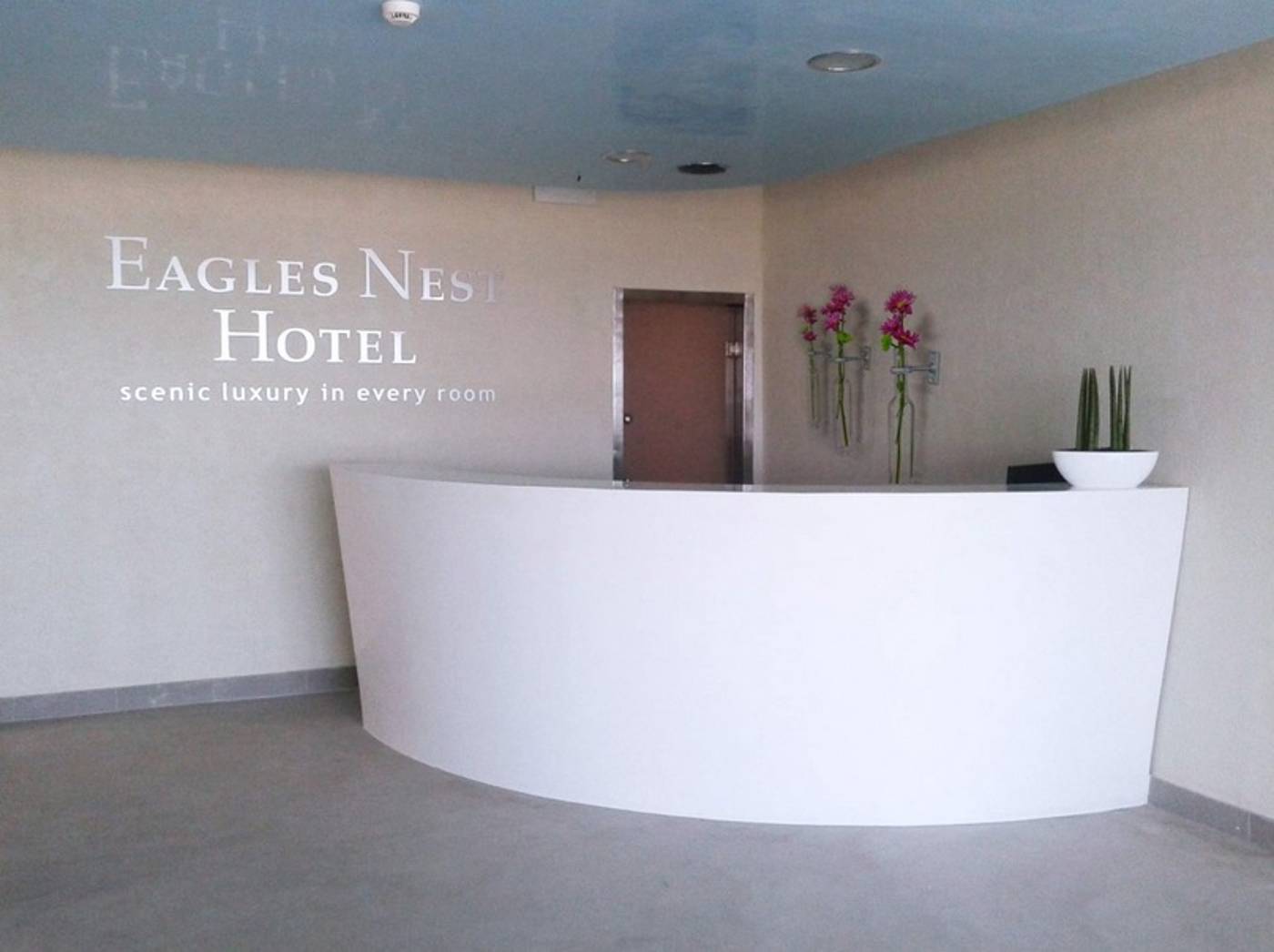 Eagles-Nest-Lobby-22
