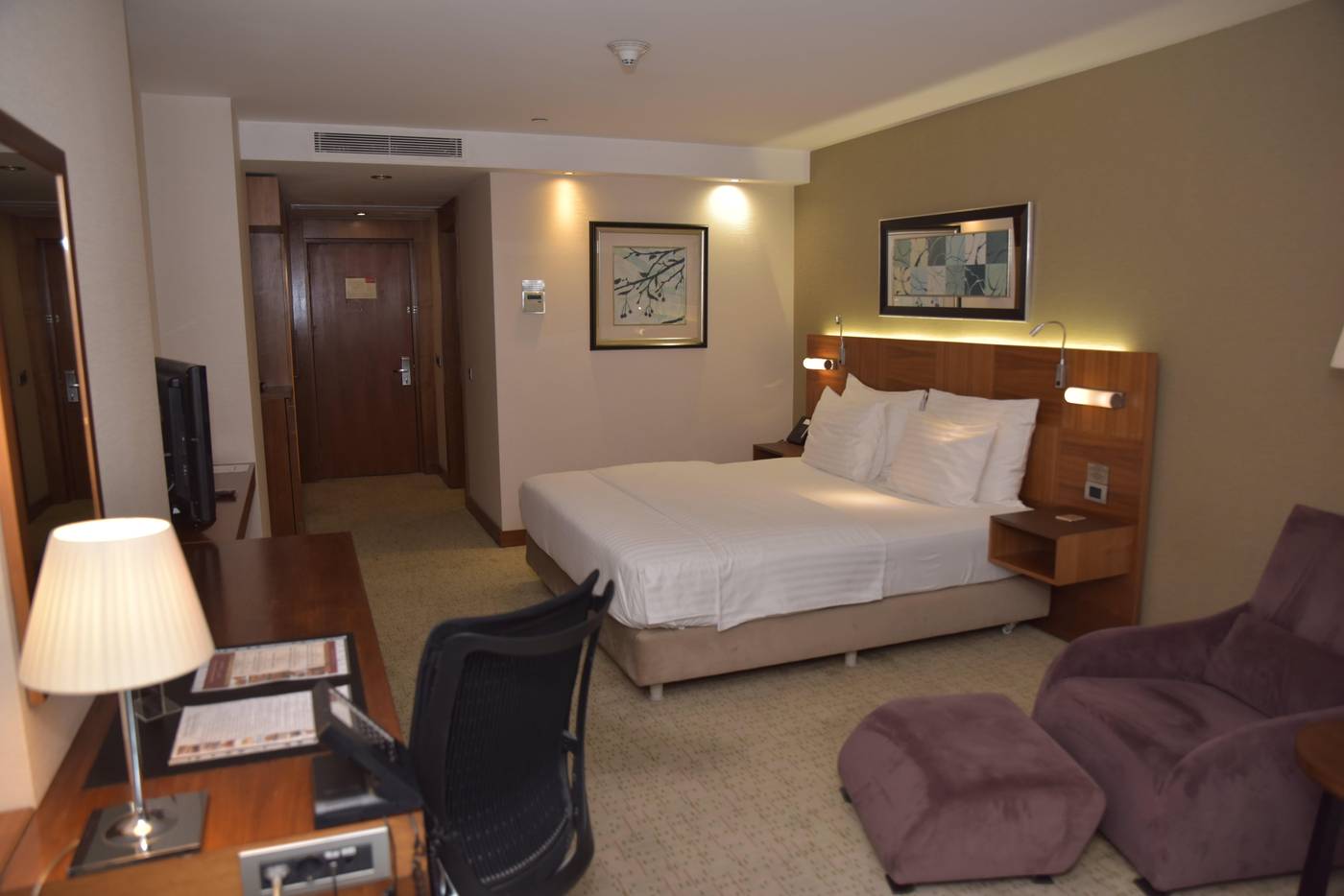 Crowne-Plaza-Harbiye-Room-38