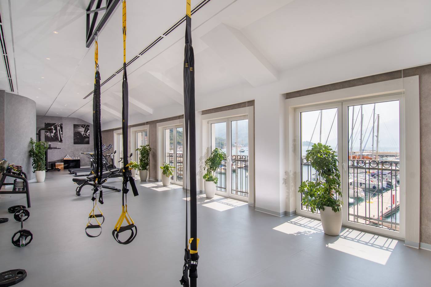 Lazure-Hotel---Marina-Sports-and-Entertainment-87