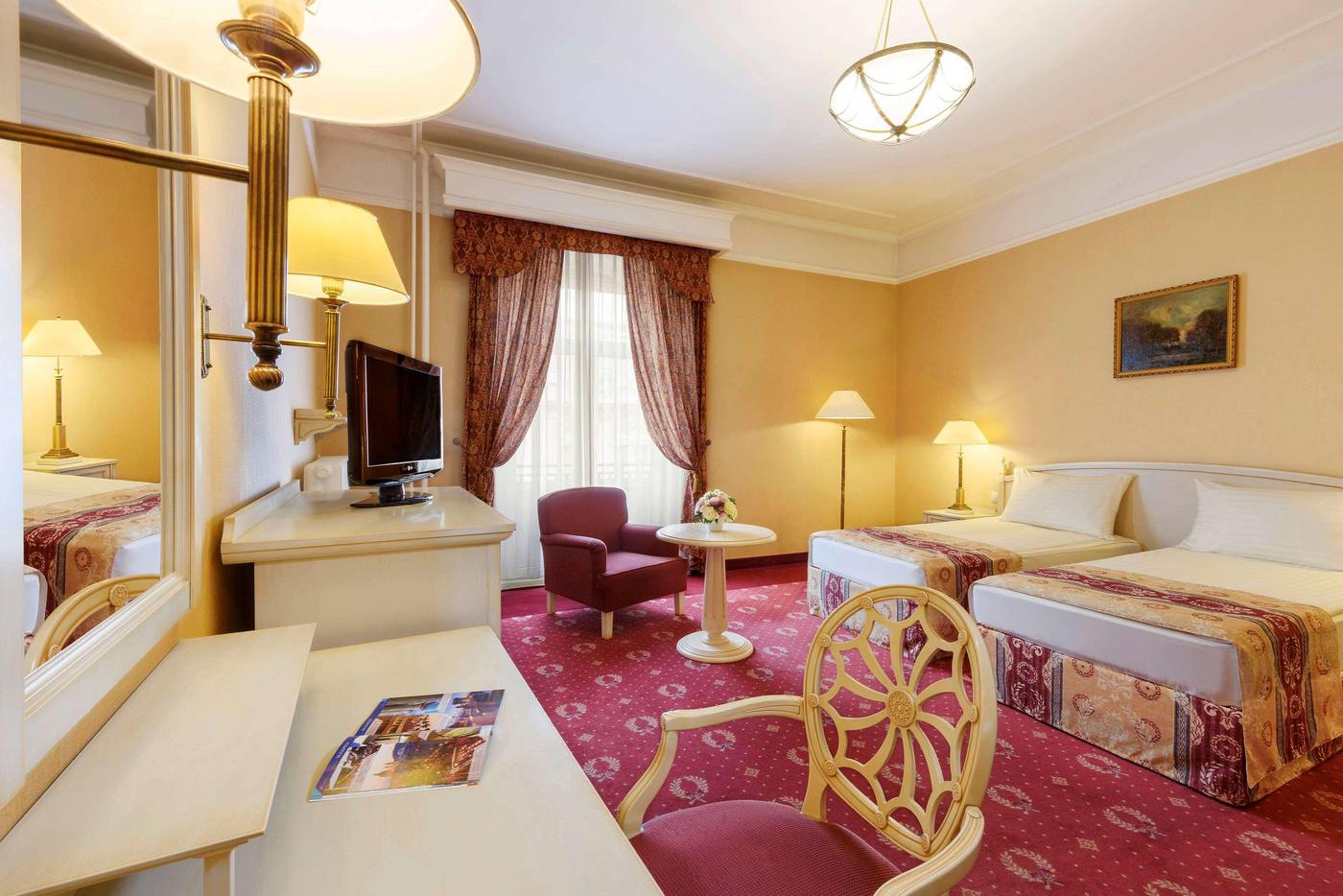 Danubius-Hotel-Astoria-City-Center-Room-16