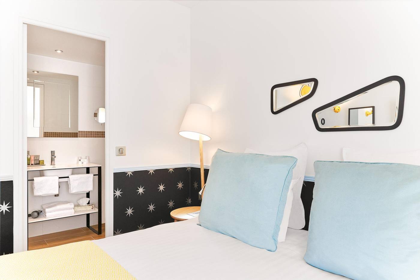 Augustin-Astotel-Room-35