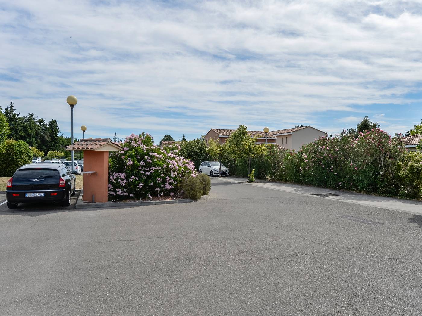 Residence Vacanceole Sun Hols Les rives du lac-France-ST SATURNIN LES AVIGNON-General view-2