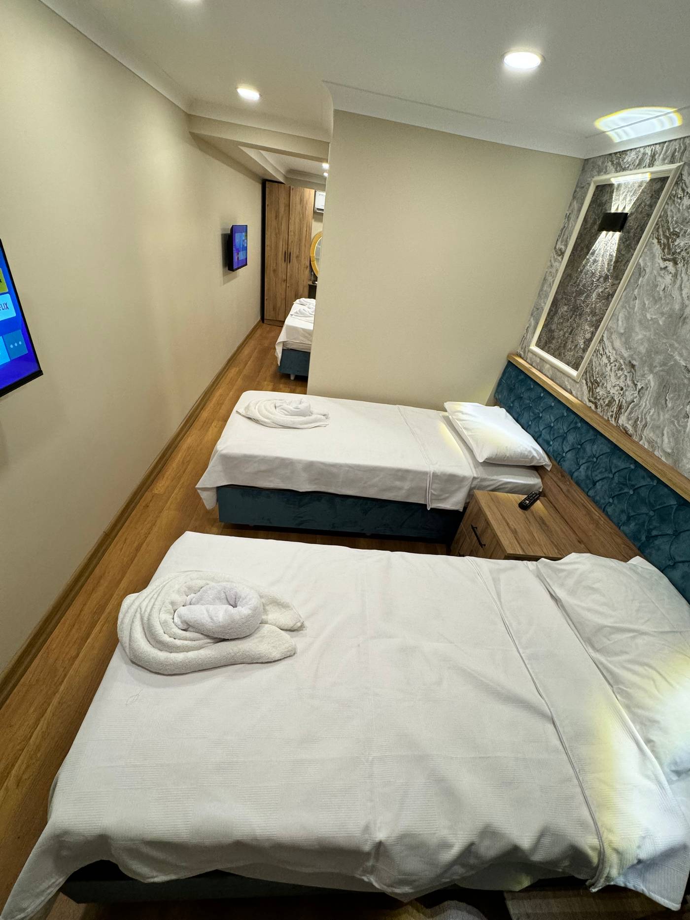 Riverside-Hotel-Room-15