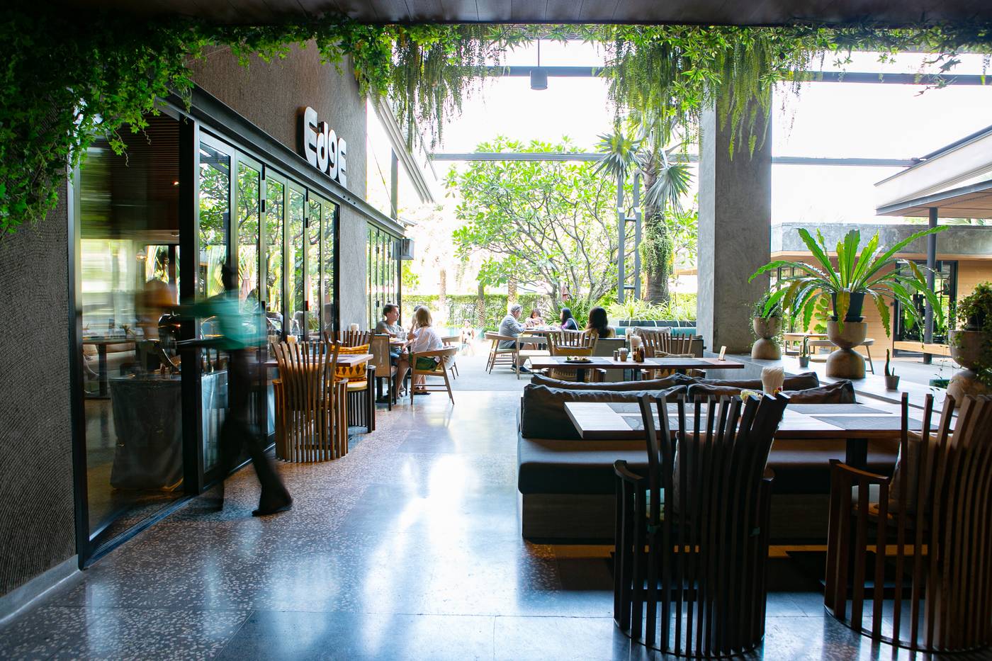 The-Silver-Palm-Wellness-Resort---Bangkok-Restaurant-15