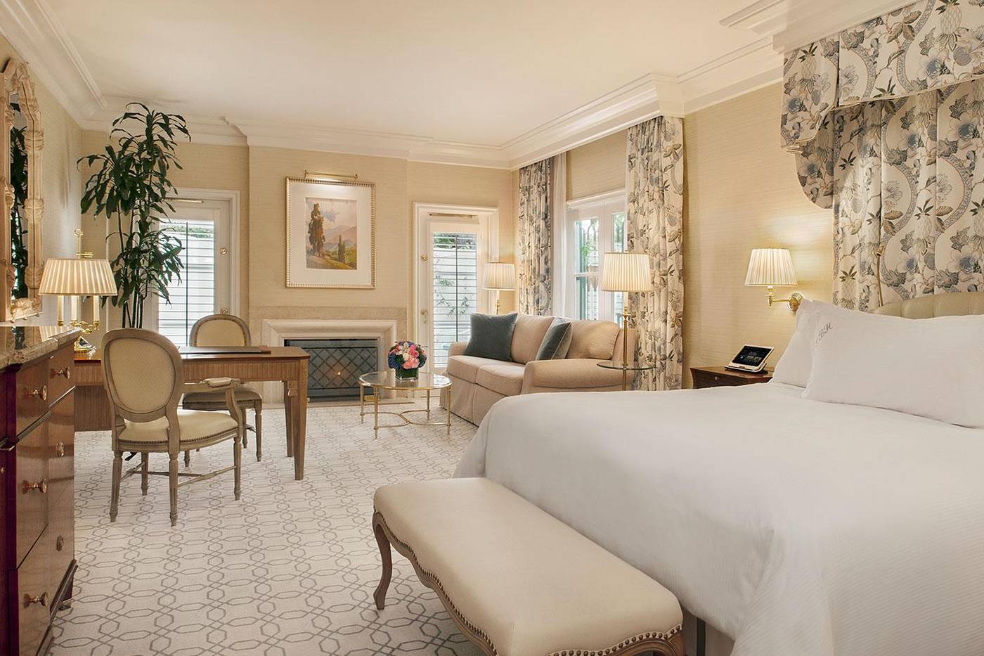 The-Peninsula-Hotel-Beverly-Hills-Room-17