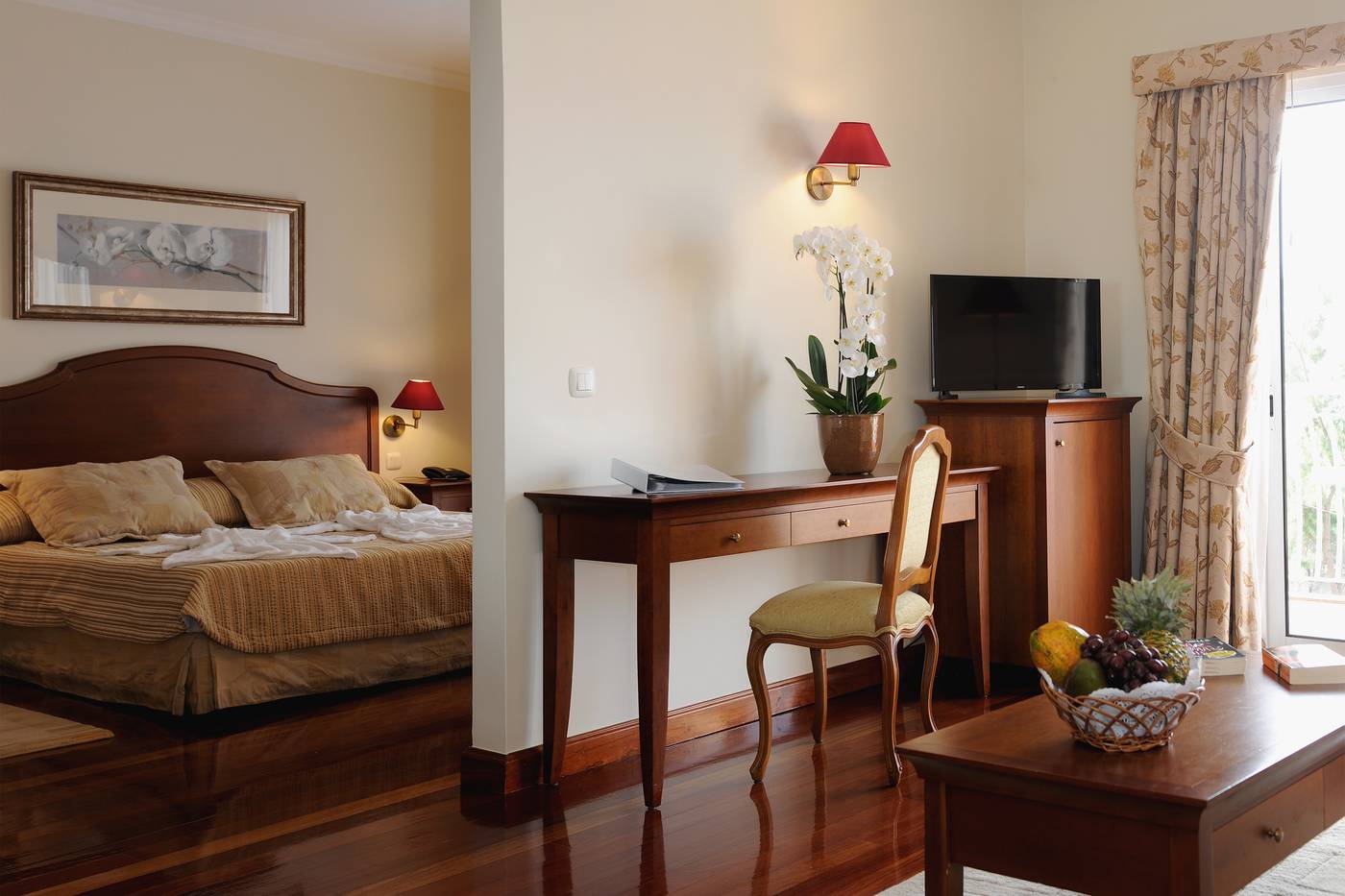 Ocean-Gardens-Room-21