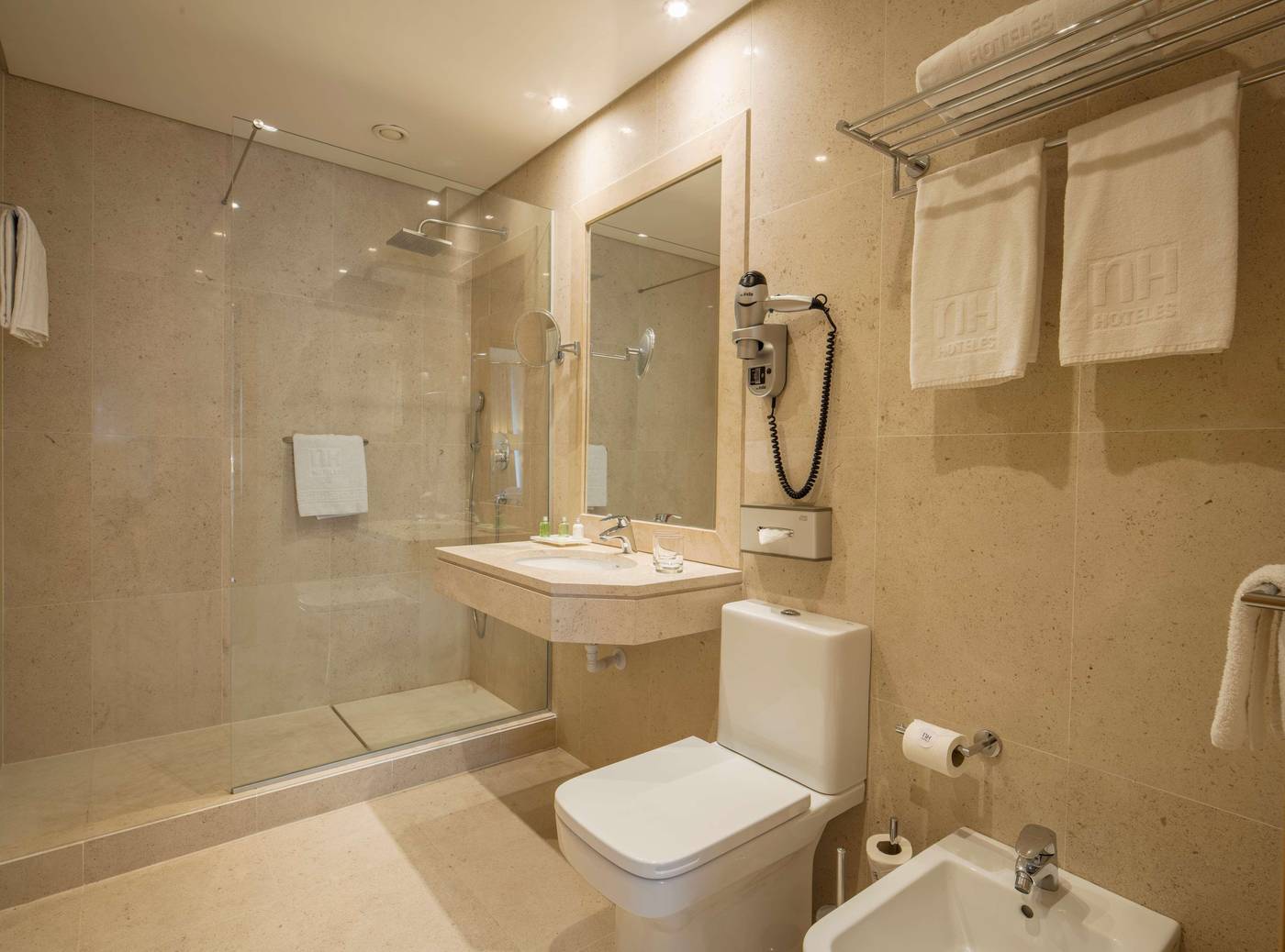 NH-Lisboa-Campo-Grande-Room-35