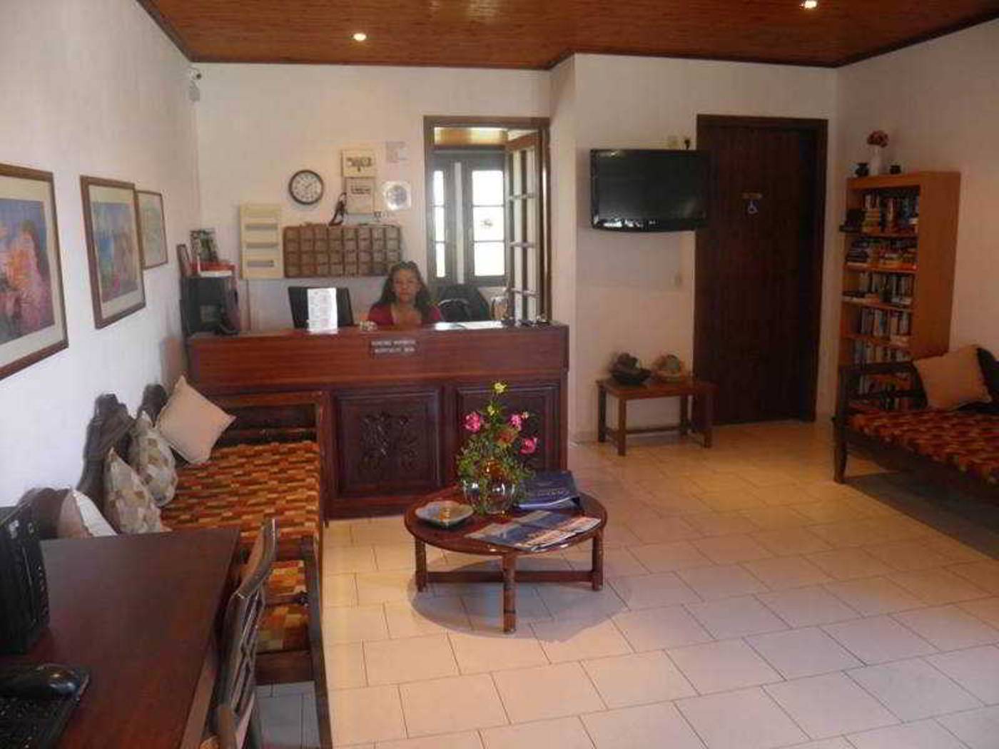 Ledra-Maleme-Lobby-53