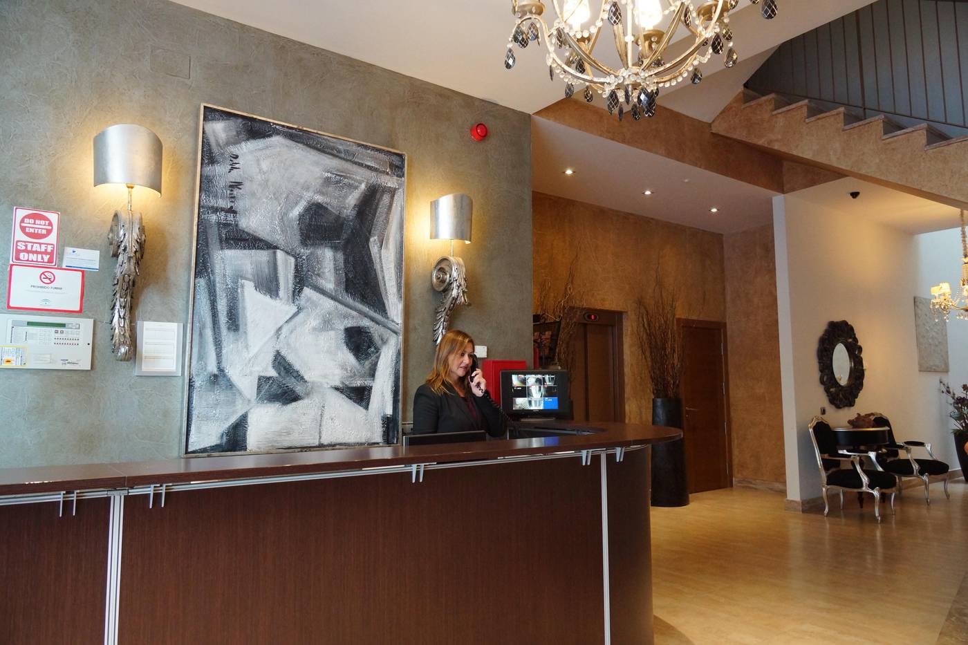 Don-Agustin-Lobby-23