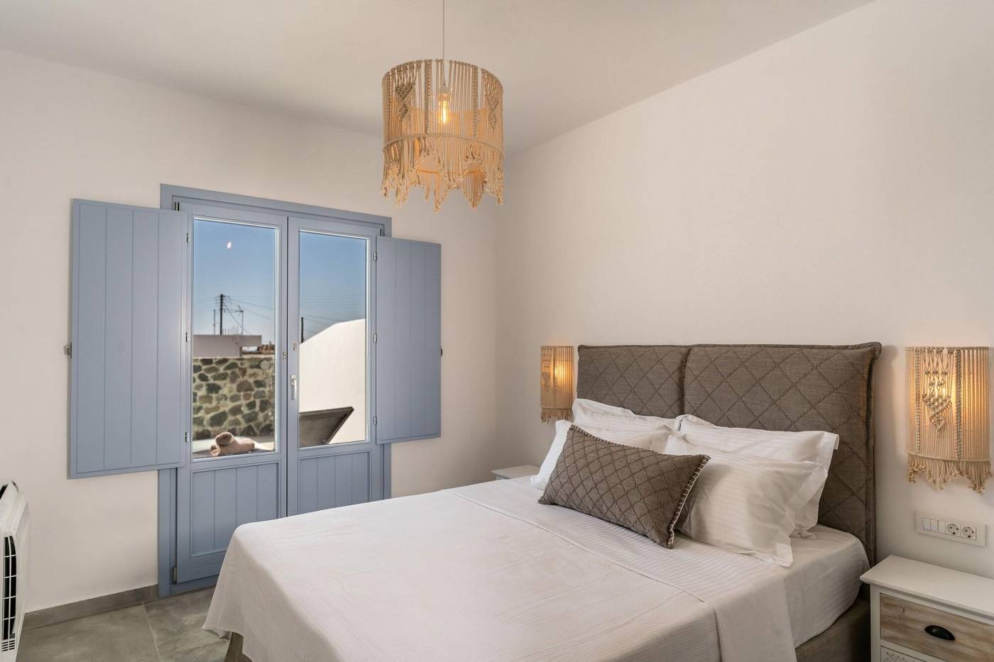Santorossa-Luxury-Villas-Room-19