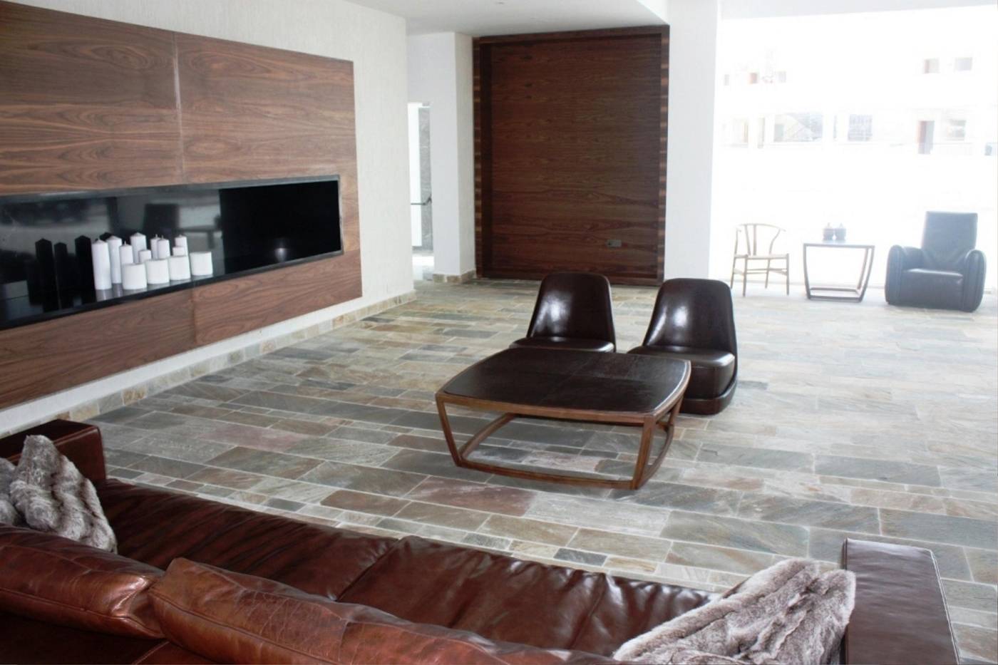 Amphora-Hotel---Suites-Lobby-32