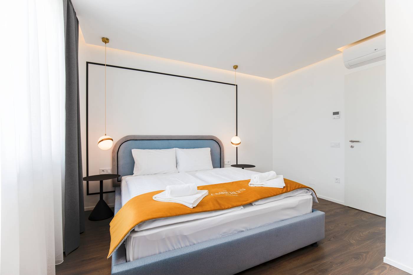 The-Amberlyn-Suite-Hotel-Room-49