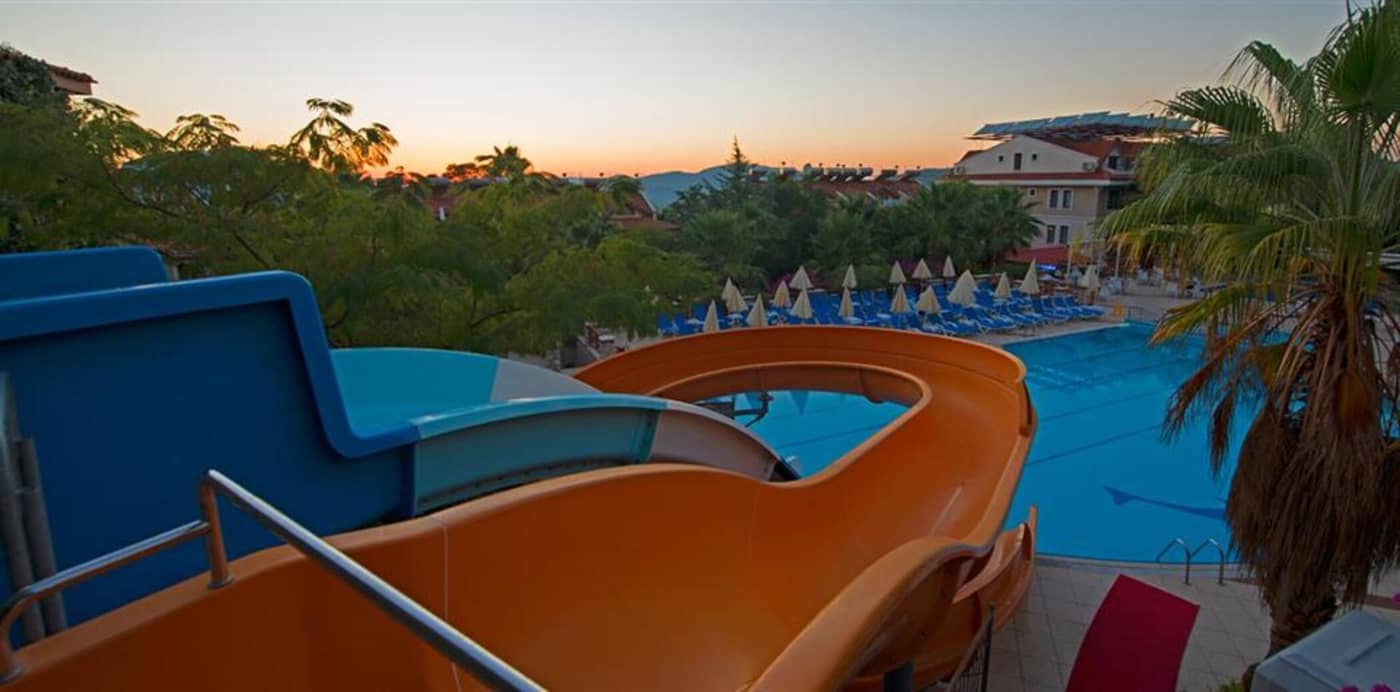 Perdikia-Hill-Family-Resort-Pool-25