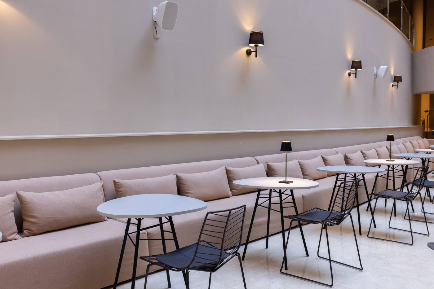 Aqua-Pedra-dos-Bicos-Design-Beach-Hotel---Adults-Recommended-Bar-22