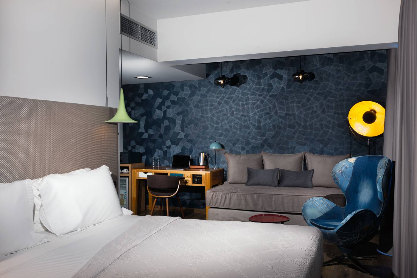 36O-Degrees-Pop-Art-Room-24