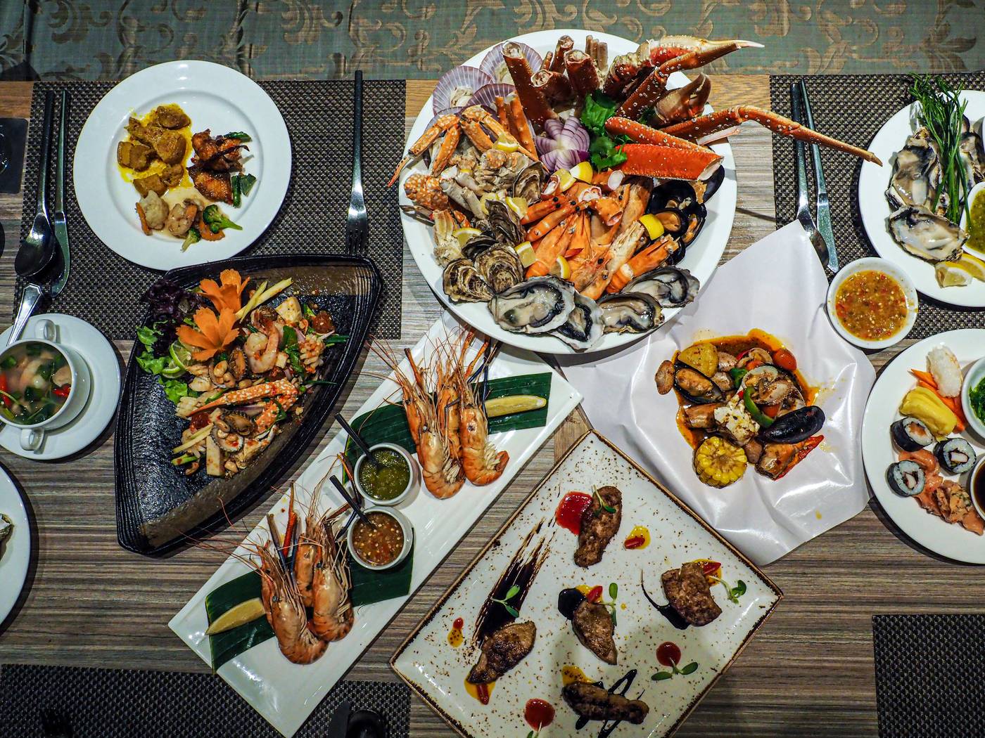 Swissotel-Bangkok-Ratchada-Restaurant-42