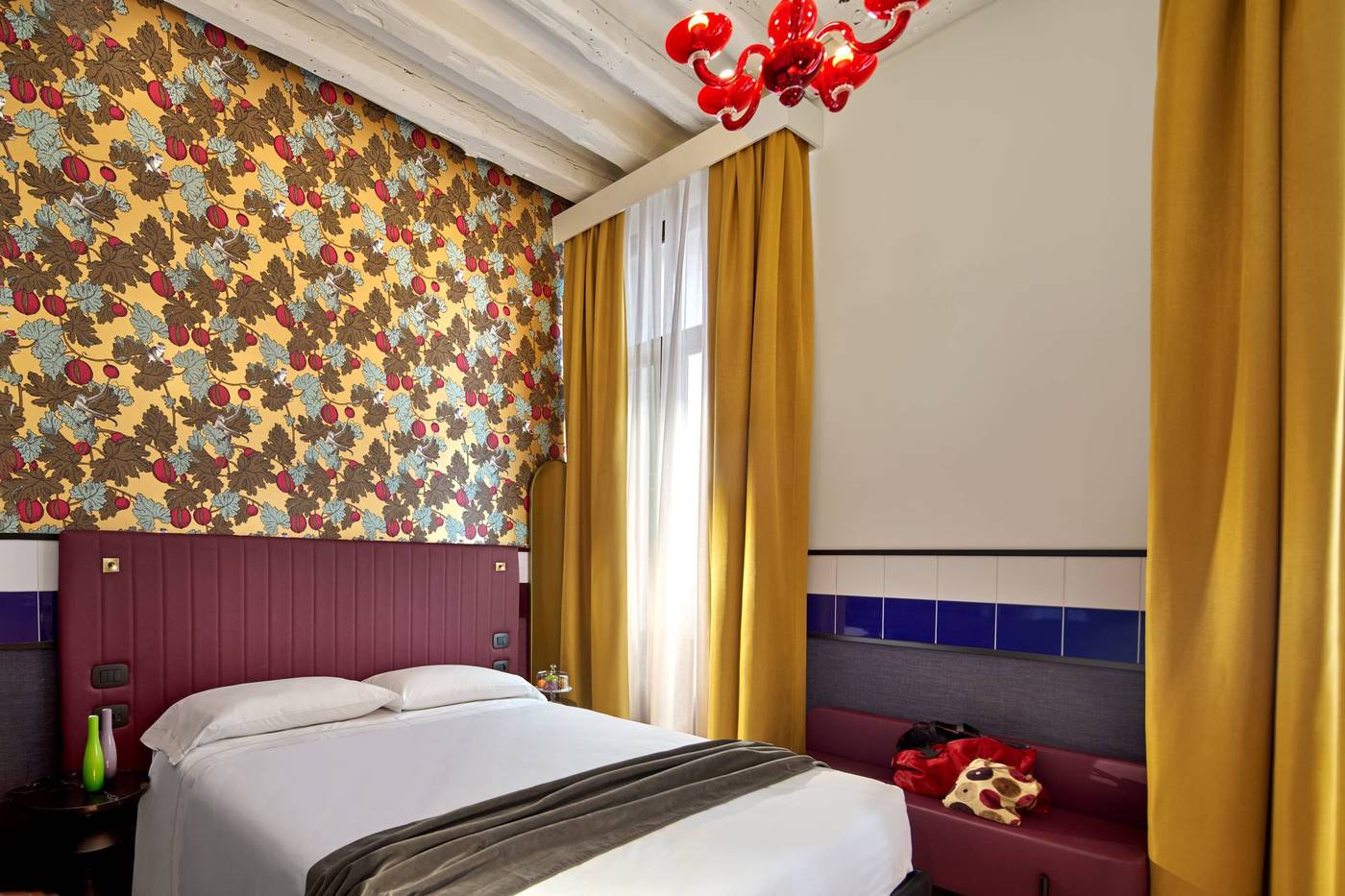 Unahotels-Ala-Venezia--Adults-16--Room-50